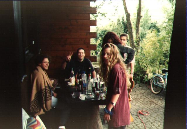 Gnaddle, Tobse, Sandra, Katrin und Effe ('The Day After')